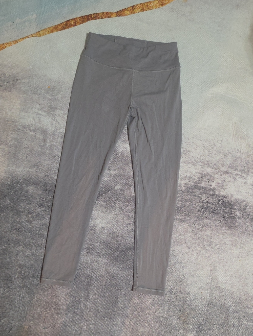 High-Waist Grey Active Leggings